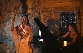 Güvercinada’nın muhteşem atmosferinde şan konseri