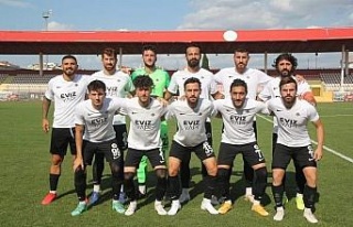 Kuşadasıspor üçüncü lig yolunda finale yükseldi