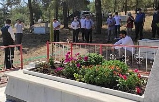 Şehit Emrah Ceylan mezarı başında anıldı