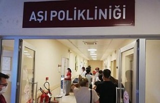 Vatandaşların aşıya ilgisi sürüyor