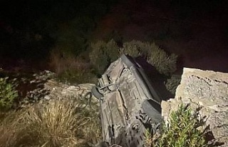 Alkollü sürücü şarampole uçtu