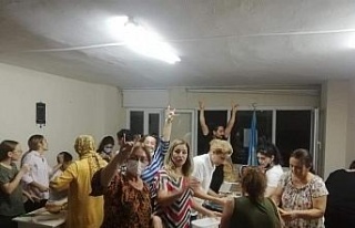 Kuşadası Ülkü Ocakları’ndan yangınzedelere...