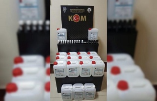 Kuşadası’nda kaçak içki operasyonu