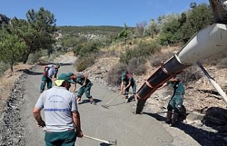 Menteşe Belediyesi, yol çalışmalarına Kafaca’da...