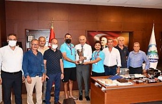 Başkan Tuncel, Söke’nin Türkiye ikincisi balık...