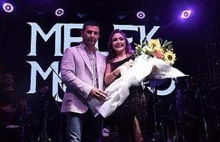 Kuşadası’nda Melek Mosso rüzgarı