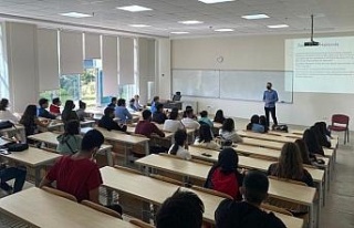 Aydın İktisat Fakültesi’nde oryantasyon eğitimleri...