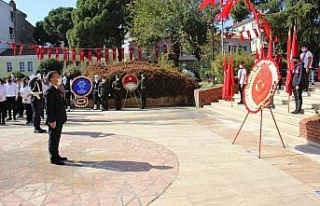 Aydın’da 29 Ekim kutlamaları çelenk sunma töreni...