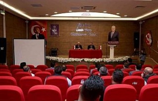 Başkan Atay, kariyer merkezini tanıttı