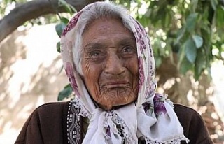 Başkan Özcan’dan Asırlık Elif Nine’ye unutulmayacak...