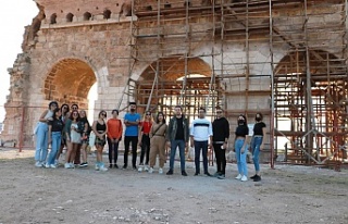 CHP EFELER GENÇLİK KÜLTÜR SANAT ETKİNLİKLERİNİ...