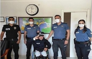 Engelli Okan’ın hayalini polisler gerçekleştirdi