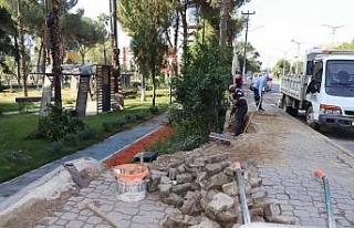 Nazilli Millet Bahçesi’nde çevre düzenlemesi...