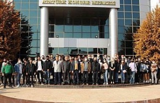 ADÜ Rektörü Aldemir, Aydın MYO öğrencileri ile...