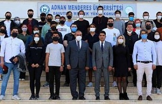 ADÜ Rektörü Aldemir, Davutlar MYO öğrencileri...