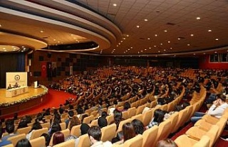 ADÜ Rektörü Aldemir, Eğitim Fakültesi öğrencileri...