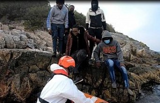 Aydın’da 17 düzensiz göçmen kurtarıldı