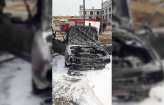 Aydın’da yanan araç kül oldu