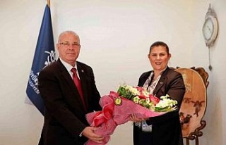 Belediye-İş sendikası Başkanı Yaman, Başkan...