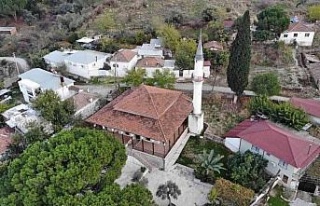 Bu camide 236 yıldır ezan sesi hiç susmadı