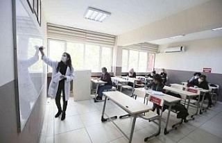 Gençler üniversiteye Aydın Büyükşehir Belediyesi...