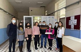 Germencik Belediyesi’nden öğretmenlere yaş pasta...