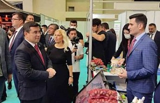 Nazilli Belediyesi standına Antalya’da yoğun ilgi...