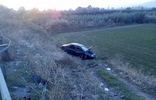 Önce yayaya çarptı, sonra şarampole uçtu: 1 ölü,...