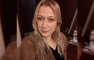 Servisten düşen hostes hayatını kaybetti