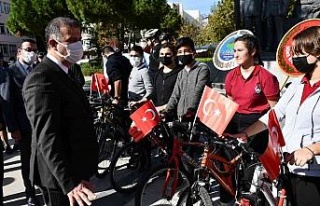 Söke’de "Ata’ya Saygı Bisiklet Turu"...
