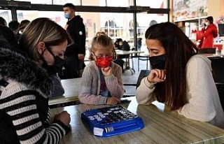 Sökeli öğretmenler akıl ve zeka oyunlarında yarıştı