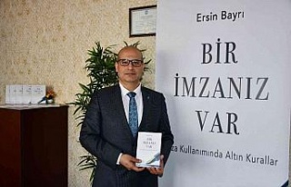 Yayımlanan kitabı ile ’imza’ya dikkat çekti