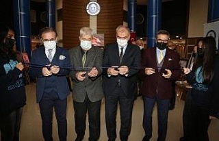 ADÜ’de ’Çizgimiz Mehmet Akif Ersoy Sergisi’...