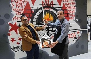 Aşçılar Federasyonu’nun hediyesi, Ünlü Şovmen...