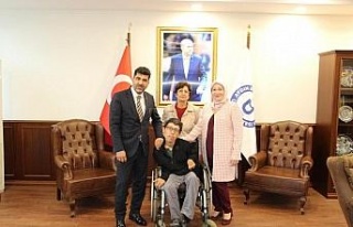 Beyazay Derneği Başkanı Pilevneli, rektör Aldemir...