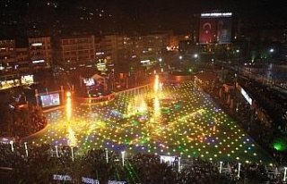 Büyükşehir’in yeni yıl kutlaması binlerce kişinin...