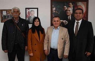 Davutlar ve Güzelçamlı esnafı Kuşadası Belediyesi’nin...