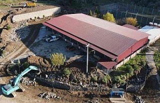 Demirciler Mahallesi, istinat duvarına kavuştu