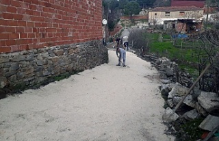 KARAKAYA MAHALLESİ YENİ YOLLARINA KAVUŞUYOR