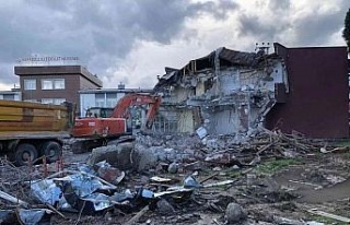 Karpuzlu’da hükümet konağı yıkıldı