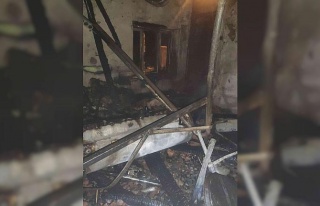 Koçarlı’da çıkan yangında müstakil ev küle...