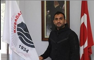 Kuşadası Gençlikspor yeni teknik direktörü Erman...
