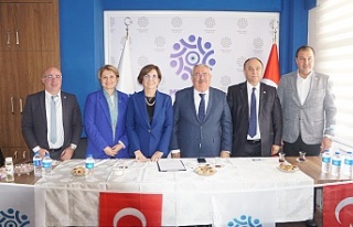 USLUER”BUGÜN TÜRKİYE’DE DERİN BİR EKONOMİK...