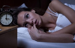 UYKUSUZLUK SORUNU ÇEKENLER İÇİN 10 PRATİK ÖNERİ