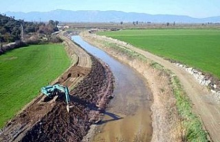 Aydın’da taşkın koruma çalışmaları ile araziler...
