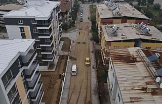 Nazilli Belediyesi, Zafer Mahallesi’nde yol çalışmalarına...