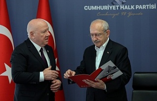 TGK, MEDYANIN SORUNLARI RAPORUNU KEMAL KILIÇDAROĞLU’NA...