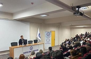 ADÜ’de ’Kariyerin Senin Yolculuğun’ semineri...