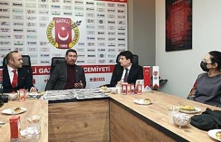 Başhekim Tetik, gazetecileri bilgilendirdi