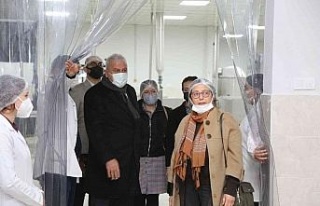 Başkan Atay, tarımsal ürün fabrikasında son incelemeyi...